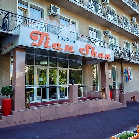 City Hotel Tien Shan Koktobe Bagian luar foto