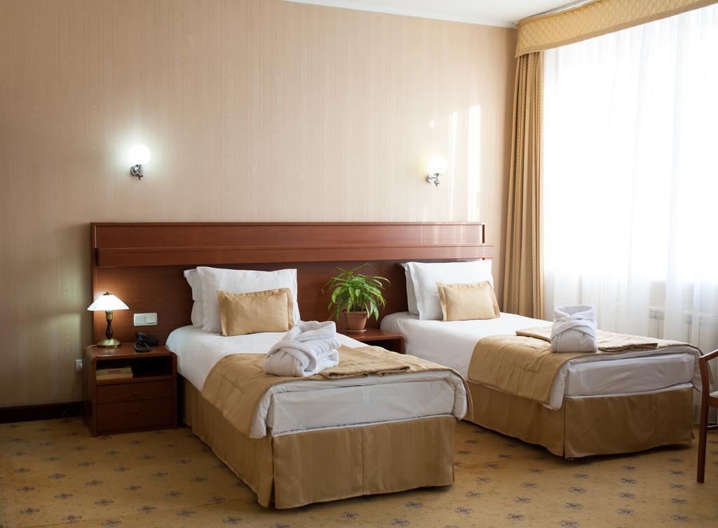 City Hotel Tien Shan Koktobe Bagian luar foto