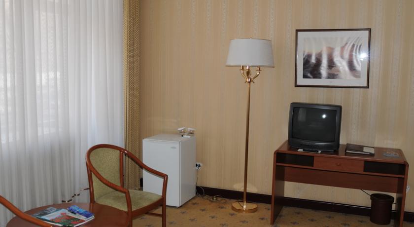 City Hotel Tien Shan Koktobe Bagian luar foto