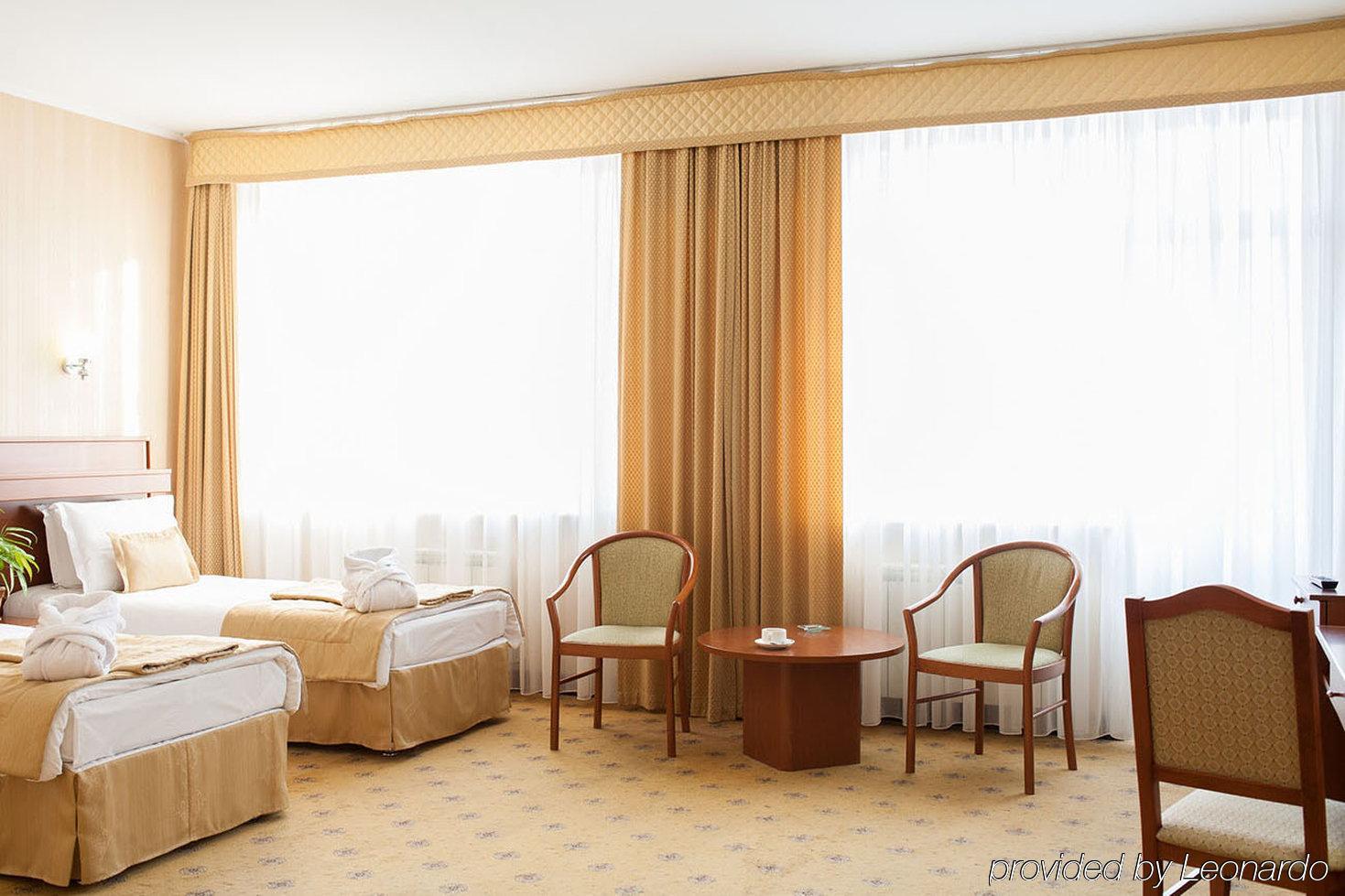 City Hotel Tien Shan Koktobe Bagian luar foto