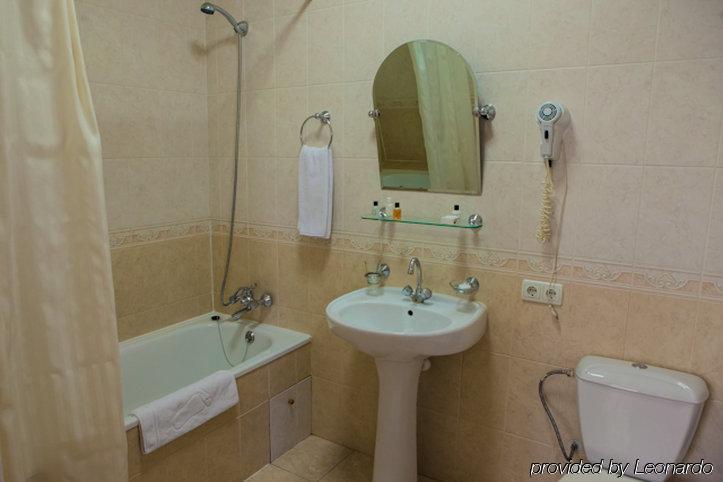 City Hotel Tien Shan Koktobe Bagian luar foto